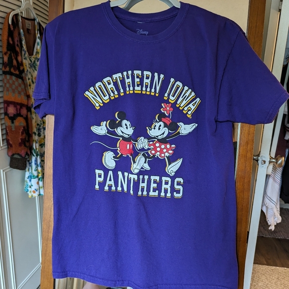 RARE Northern Iowa Panthers Tshirt with Mickey and Minnie Mouse - Picture 2 of 9